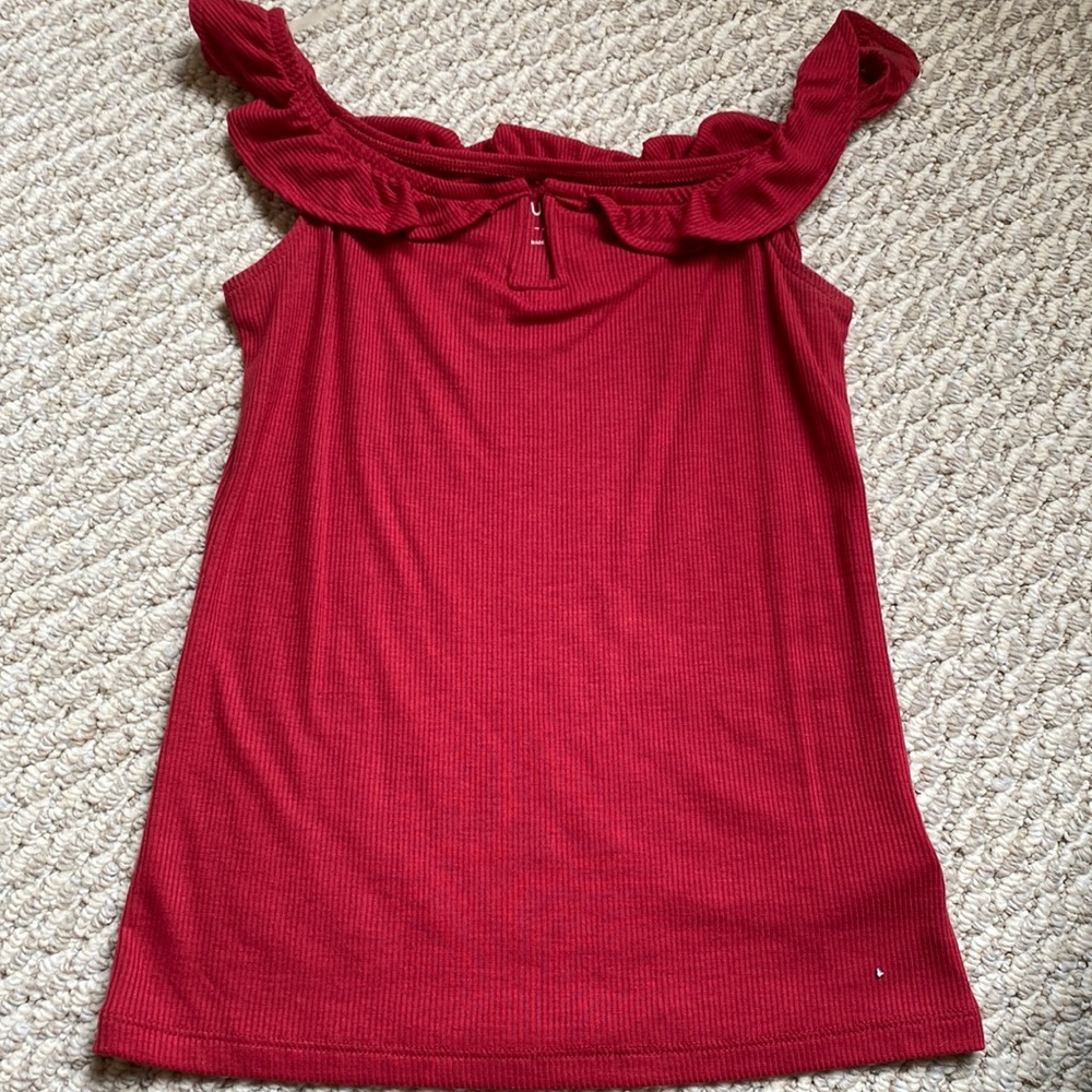 Aero tank top w ruffle sleeve red sz medium